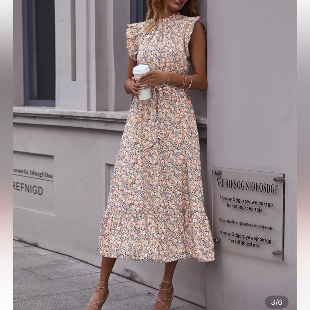 Ruffle trim dress with floral printed belt